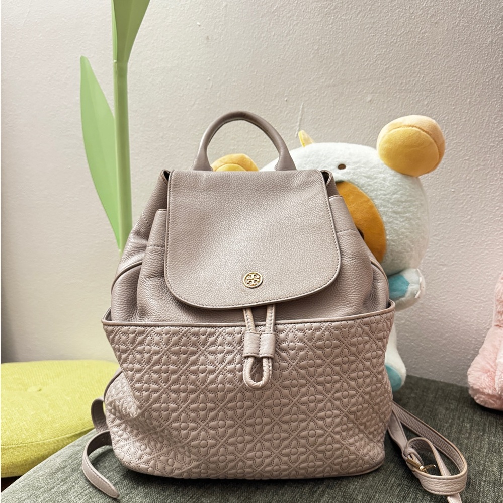 Tory Burch Leather Bryant Quilted Backpack, Grey